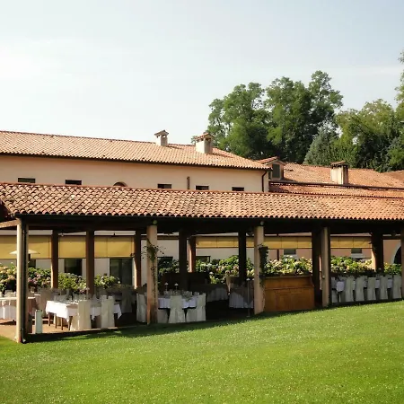 Perinella 3* Castelgomberto