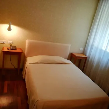 מלון Perinella Castelgomberto