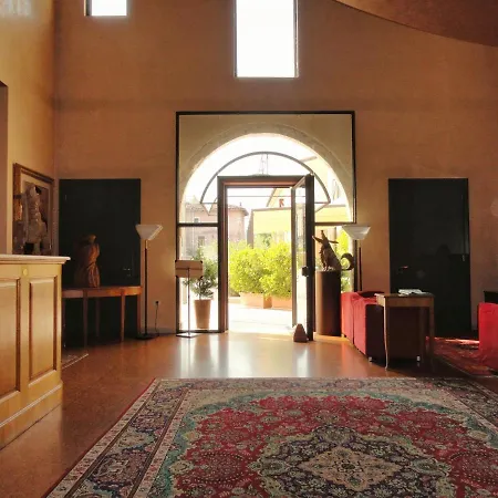 Отель Perinella 3*