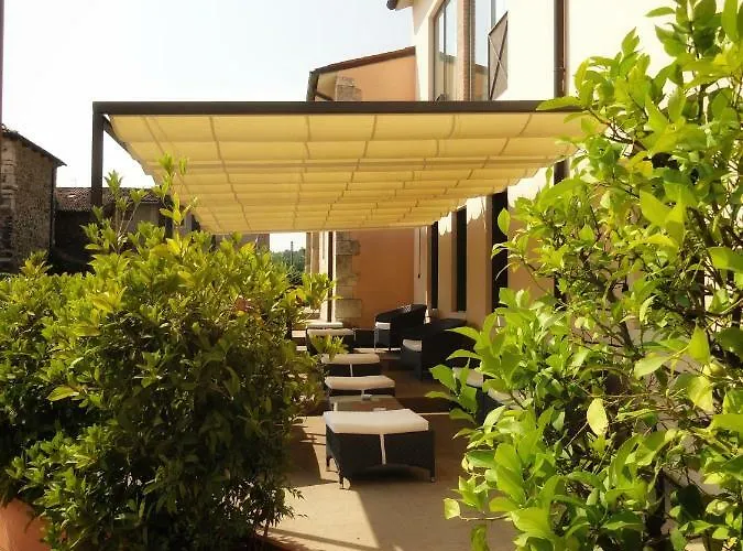 Perinella Hotel 3*